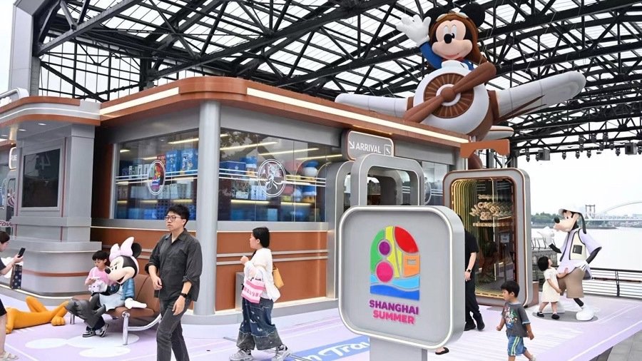 踢足球看电影，还有米奇、小黄人、黄油小熊……“上海之夏”真好玩